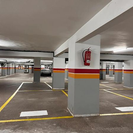 C-Appartement De Luxe Plein Centre De Gueliz Avec Piscine Parking Wifi Netflix مراكش المظهر الخارجي الصورة