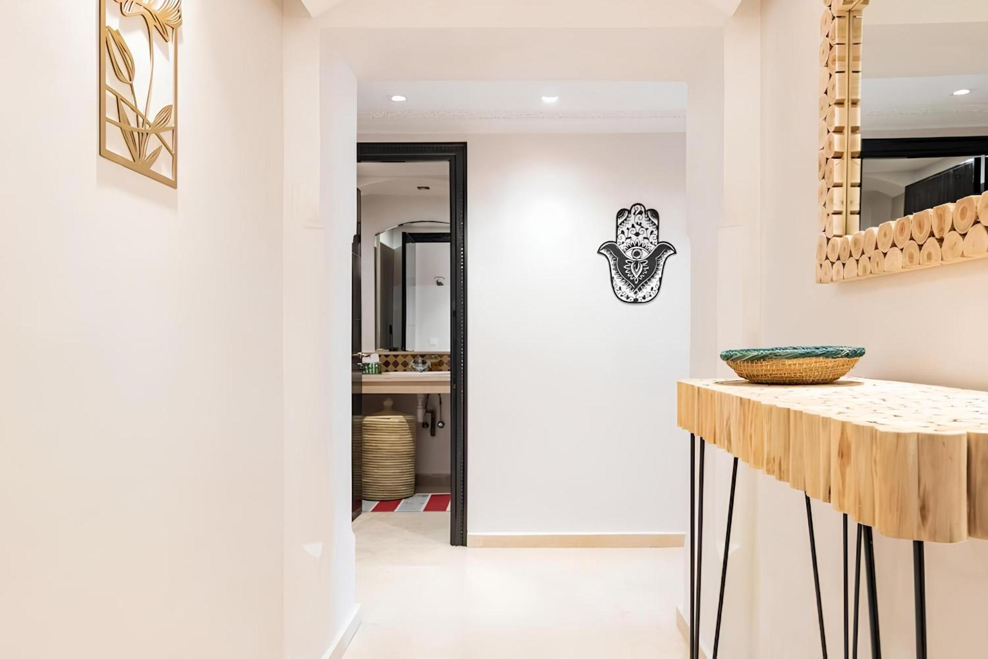 C-Appartement De Luxe Plein Centre De Gueliz Avec Piscine Parking Wifi Netflix مراكش المظهر الخارجي الصورة