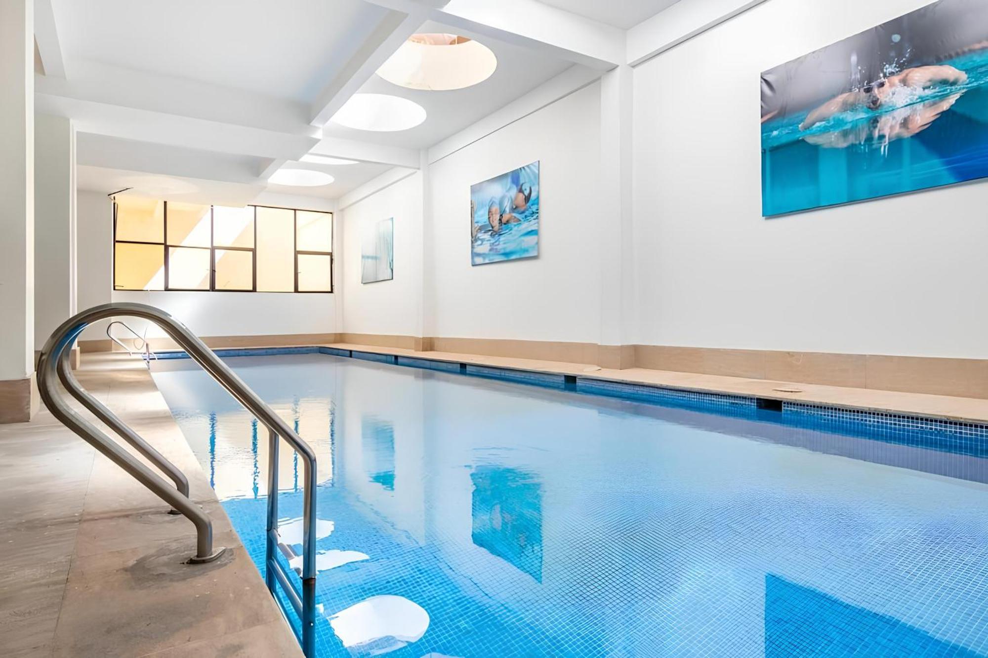 C-Appartement De Luxe Plein Centre De Gueliz Avec Piscine Parking Wifi Netflix مراكش المظهر الخارجي الصورة