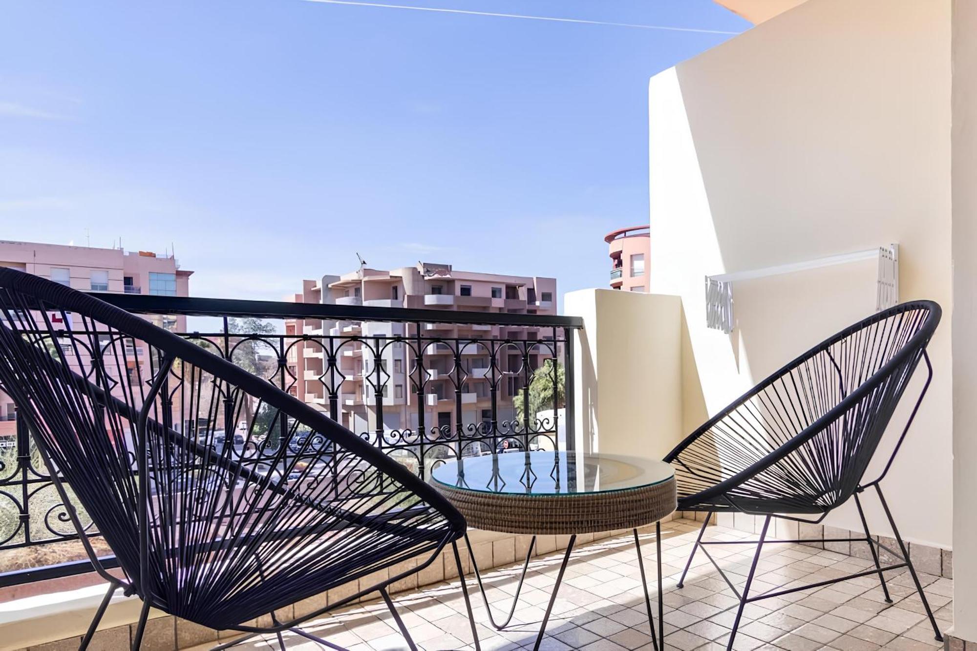 C-Appartement De Luxe Plein Centre De Gueliz Avec Piscine Parking Wifi Netflix مراكش المظهر الخارجي الصورة